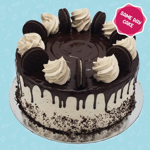 Oreo Drip Cake in Croydon, South London